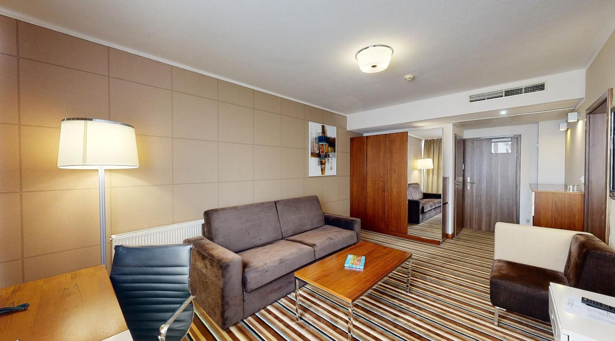 Business Hotel Astrum Laus Levice Exterior foto